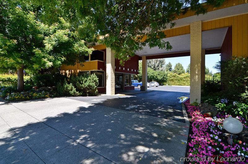 County Inn Маунтин-Вью Экстерьер фото